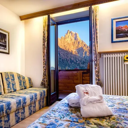 Belvedere Hotel 3*